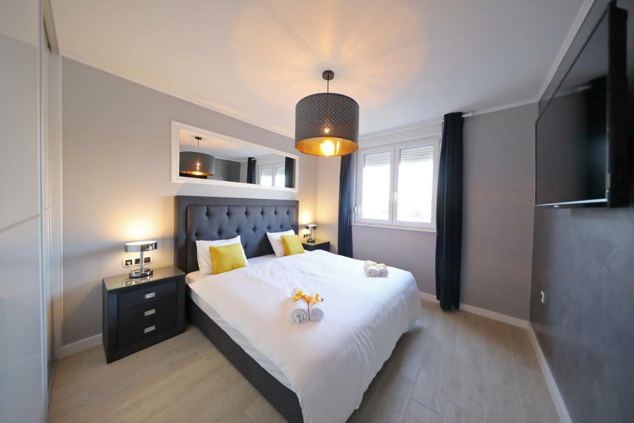 City Marine Luxury Apartments Zadar Exterior photo